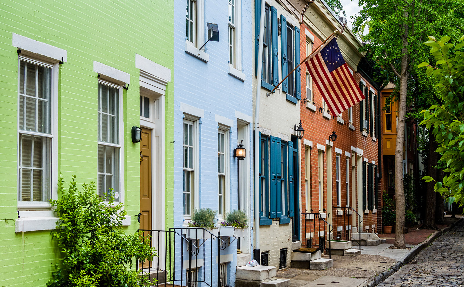 colorful row houses in philadelphia