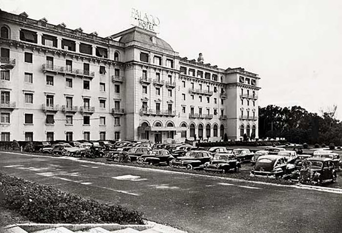 black and white photo of the hotel palacio in portugal