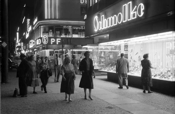 black and white photo of berlin street at night in 1957