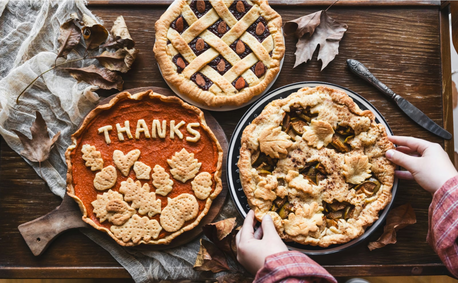 Autumn Pies, Lit Adaptations, New Crime Novels, Greenland, Nighthawks & More: Endnotes 07 November