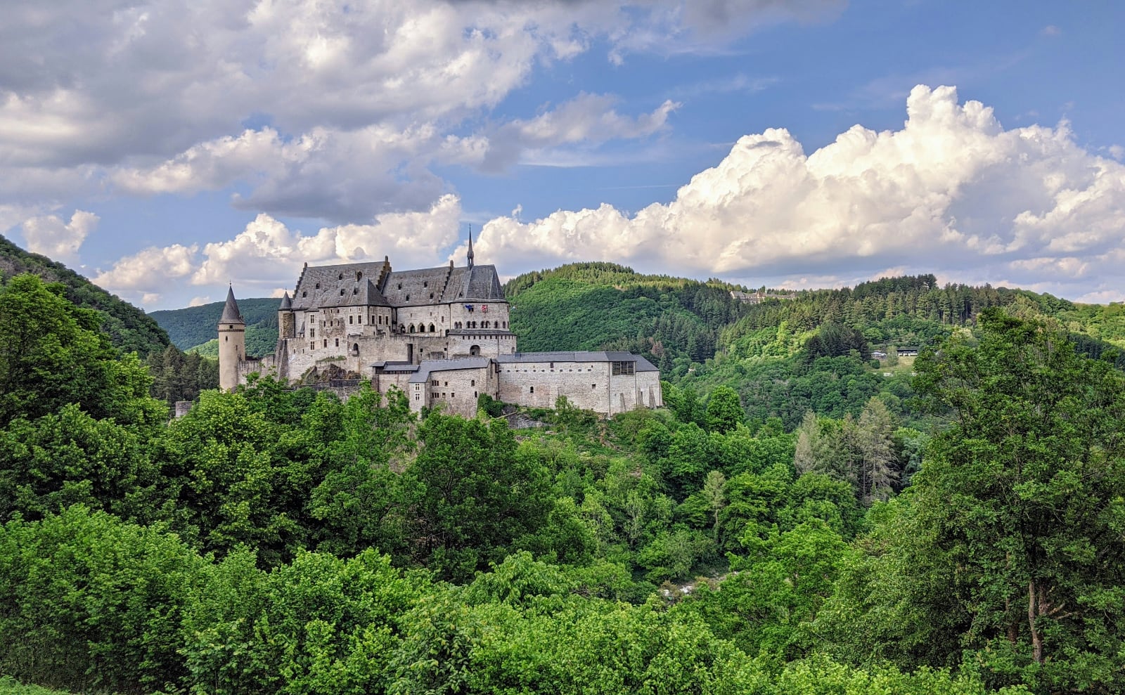 Vianden Castle, Cursed Books, Best Baguette, Crosswords in Fiction & More: Endnotes 06 March