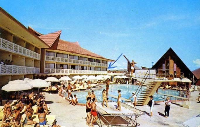  vintage postcard depicting the swimming pool of the castaways resort motel in miami beach, florida