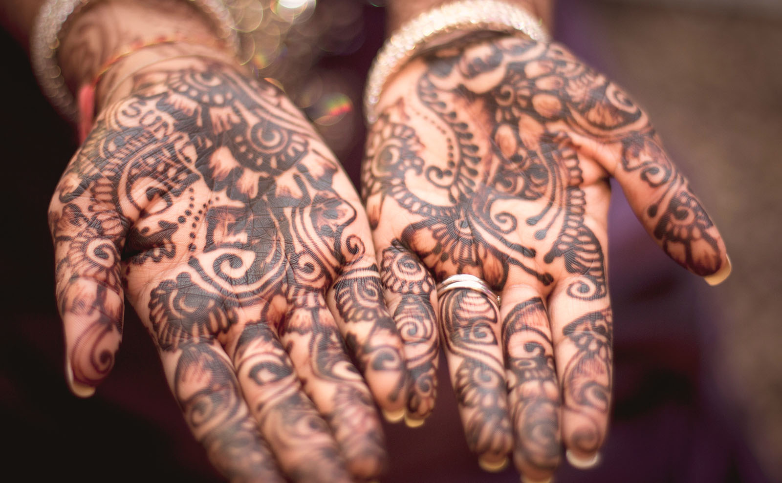 The Intricate Design and Moroccan Tradition of Henna Tattoos