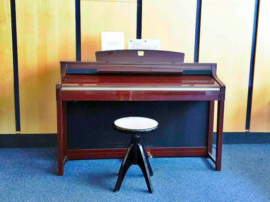 electric piano in the Prague library